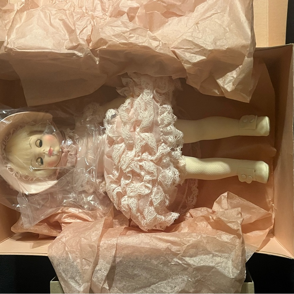 Madame Alexander Doll - Blonde Hair, Blue Box